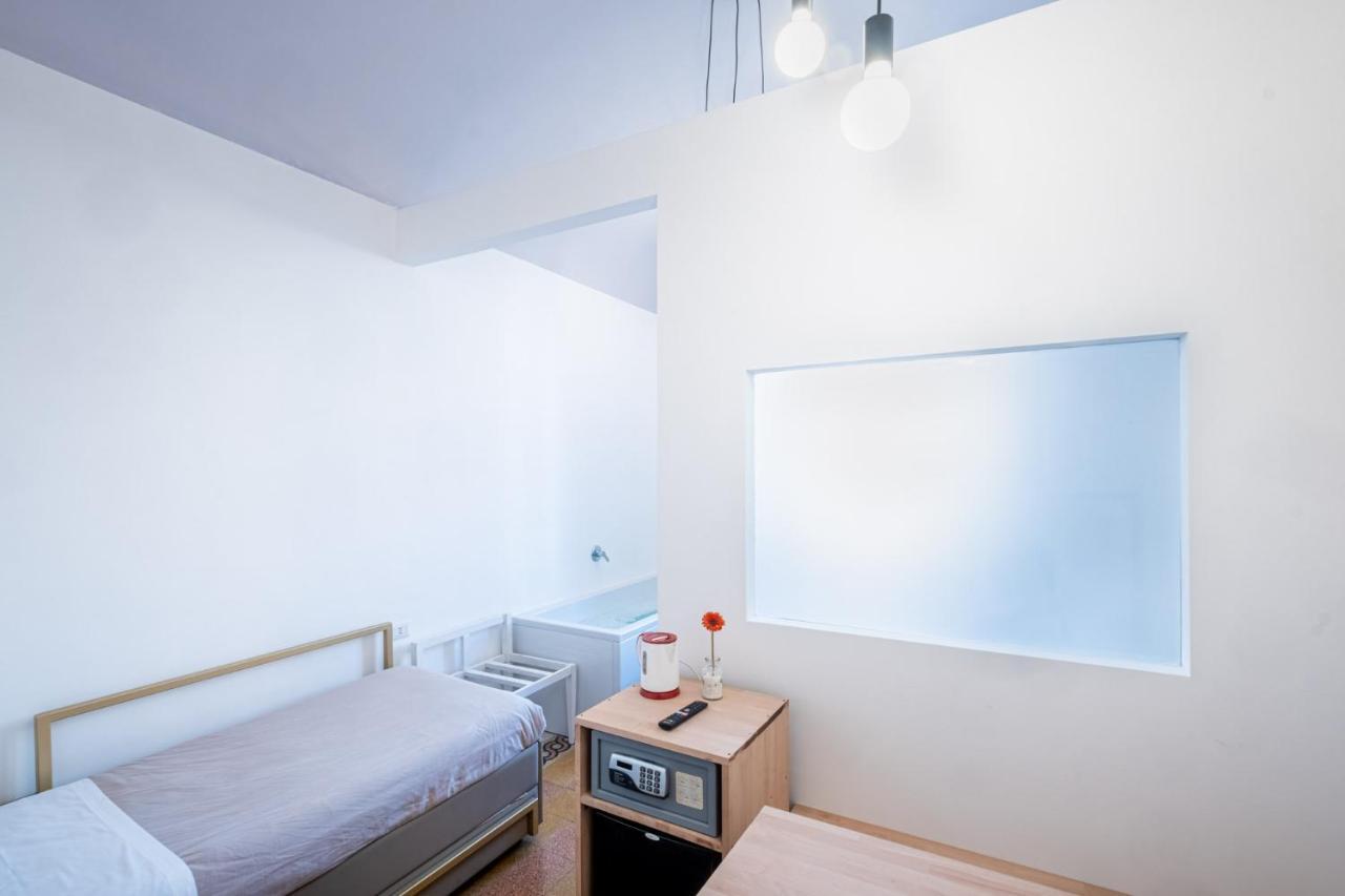 My Tiny Home Alchemy ローマ エクステリア 写真